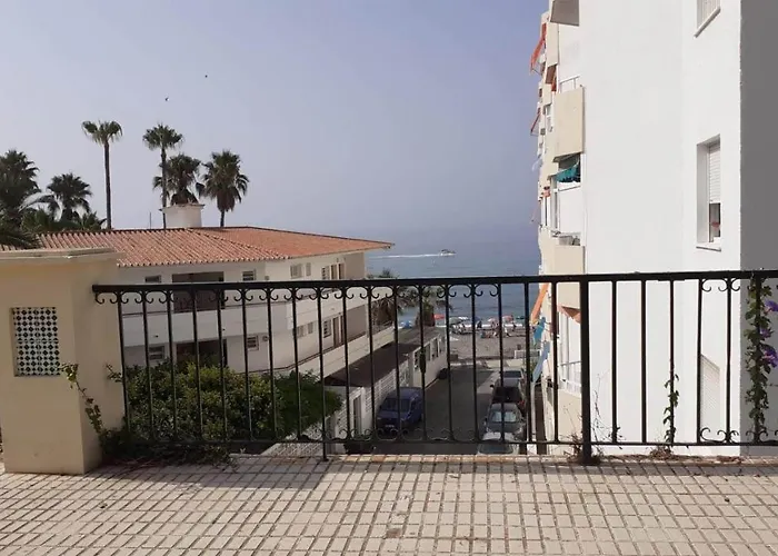 Salute To The Sea * Nerja